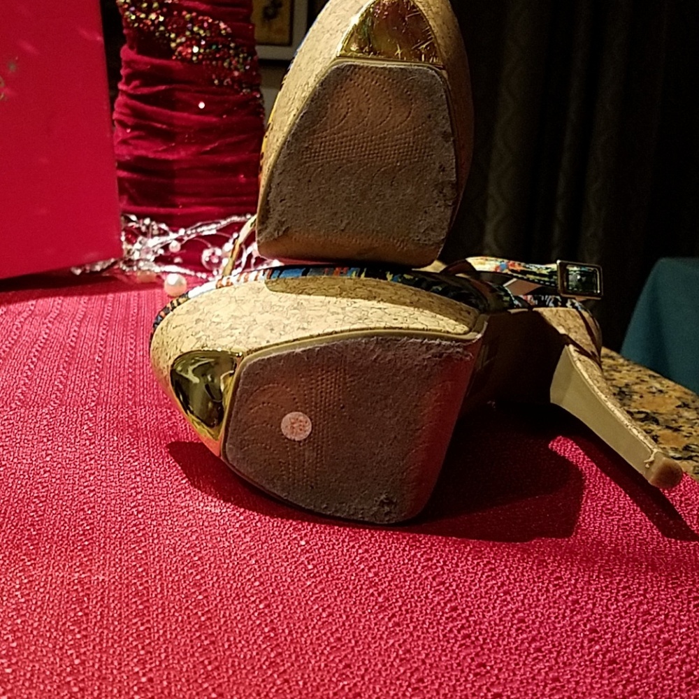 High heals - Picture 3 of 6